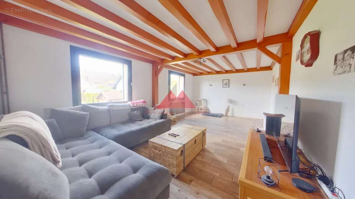 Maison à LA CHAUX-DU-DOMBIEF