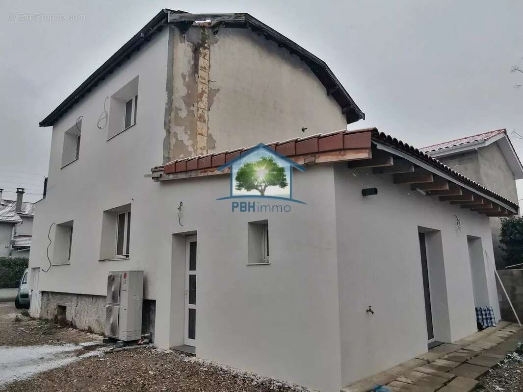 Appartement à VAULX-EN-VELIN