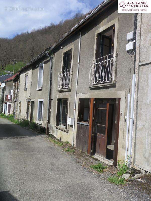 Maison à LE PORT
