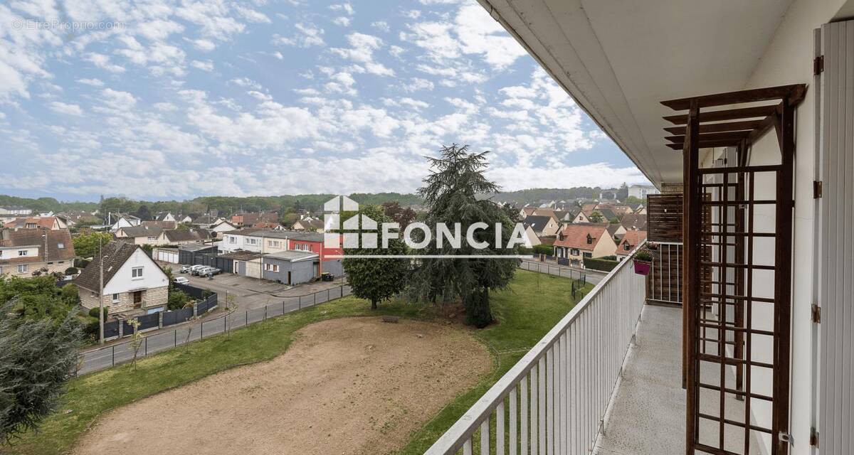 Appartement à SAINT-ETIENNE-DU-ROUVRAY
