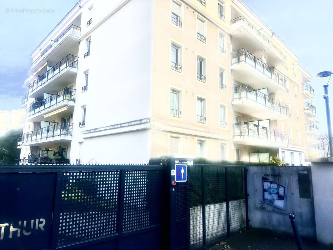 Appartement à TASSIN-LA-DEMI-LUNE