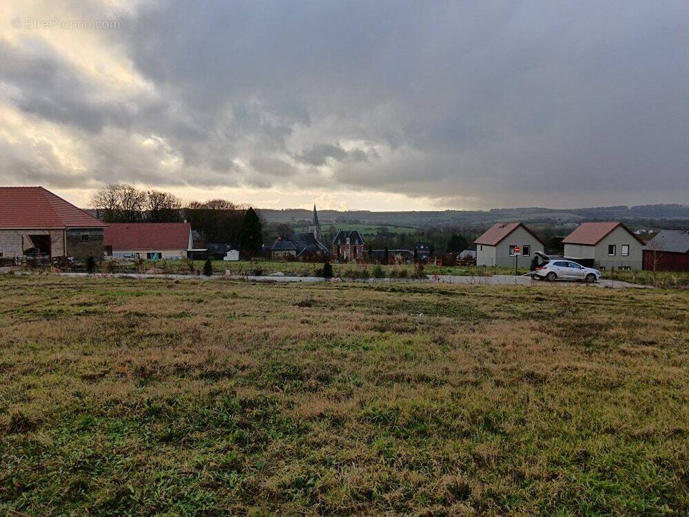 Terrain à CLERES