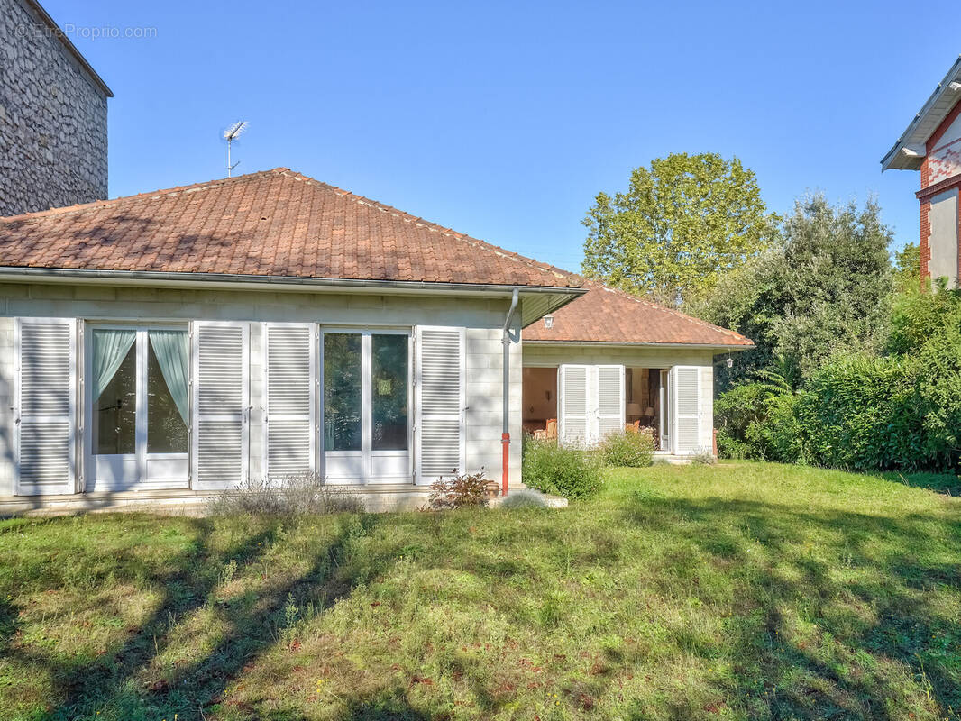 Maison à LE VESINET