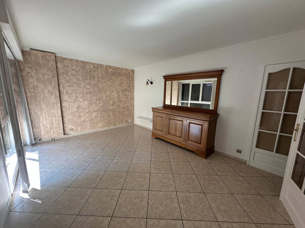 Appartement à VILLIERS-LE-BEL