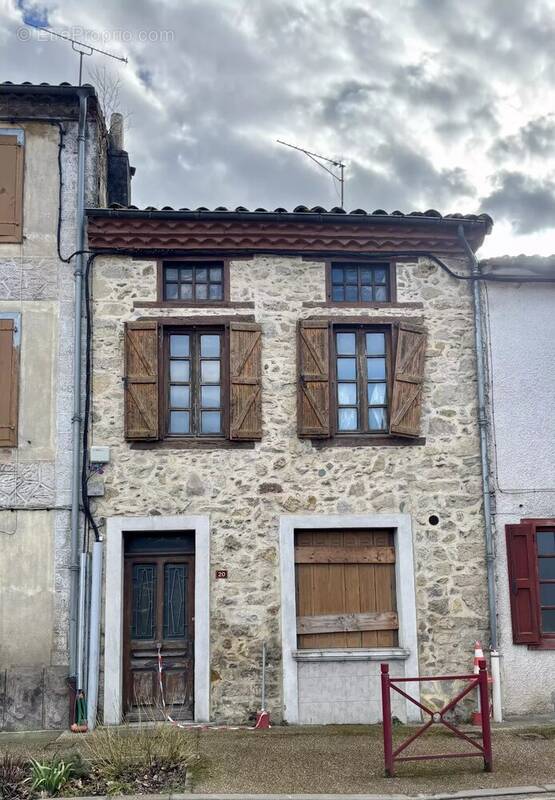 Maison à LA BASTIDE-DE-SEROU