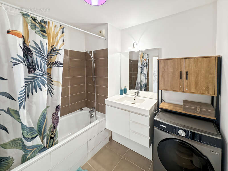 Appartement à JUVIGNAC