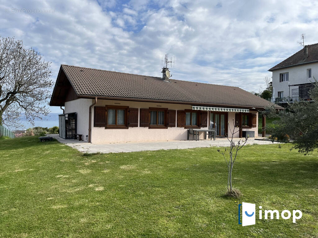 Maison à MAXILLY-SUR-LEMAN