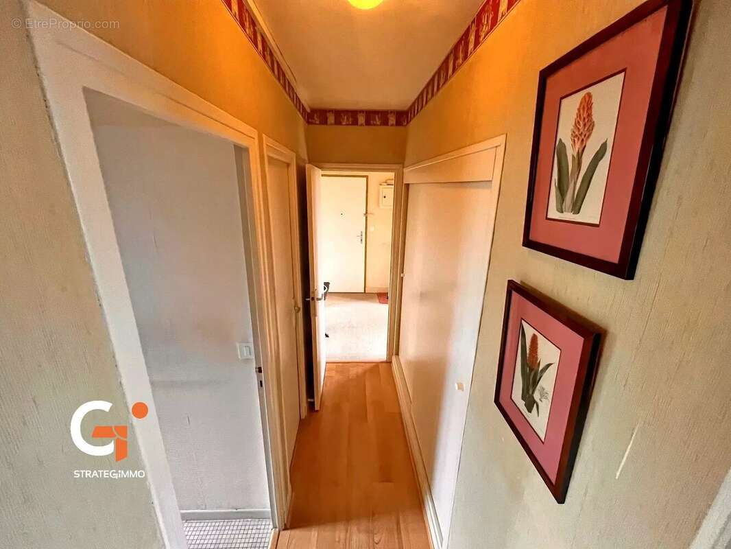 Appartement à PETIT-COURONNE