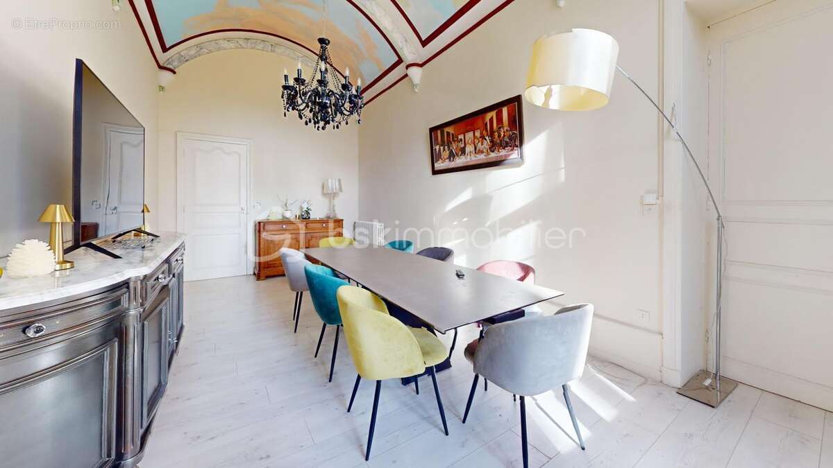 Maison à BOLLENE