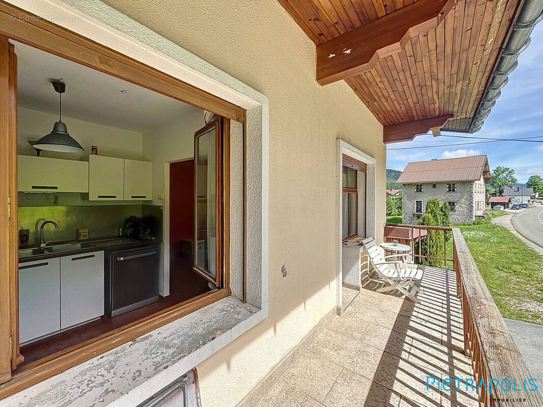 Appartement à LELEX