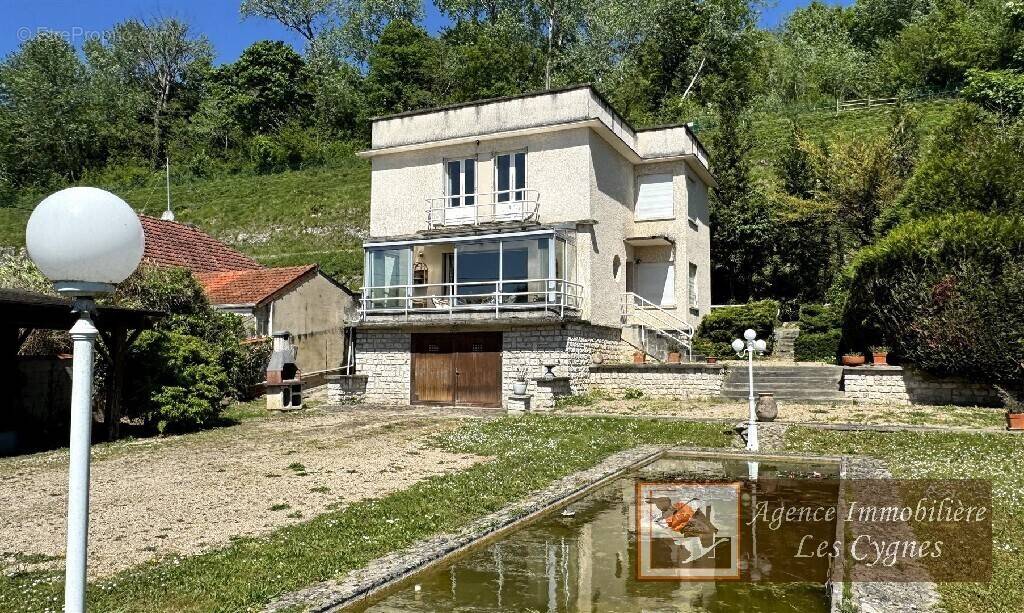 Maison à CHARTRETTES