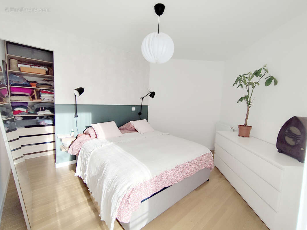 Appartement à SAINT-MAUR-DES-FOSSES
