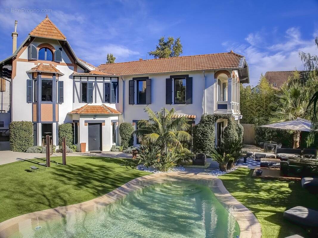Maison à CANNES