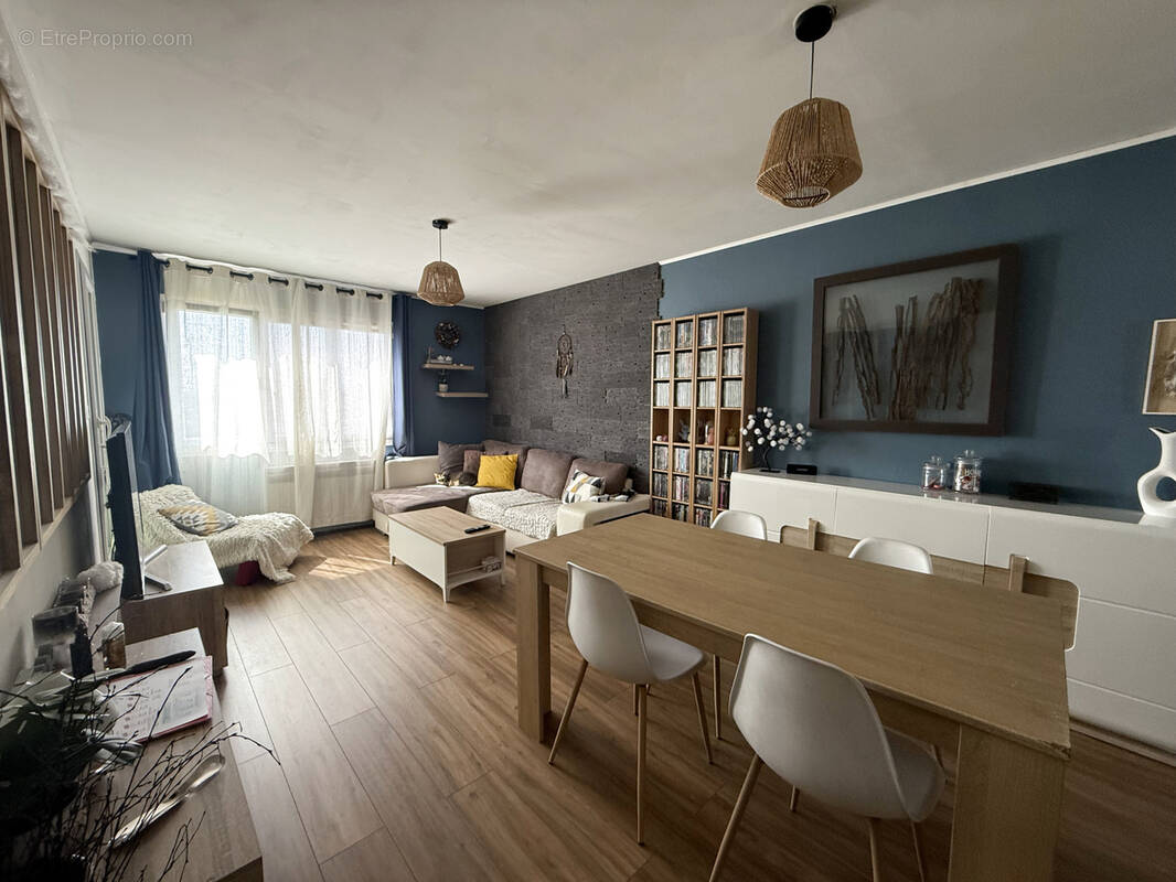 Appartement à SAINT-PRIEST
