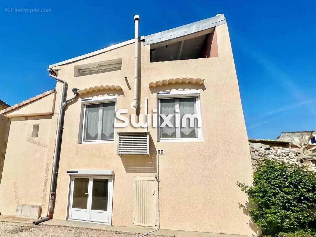Maison à DONZERE