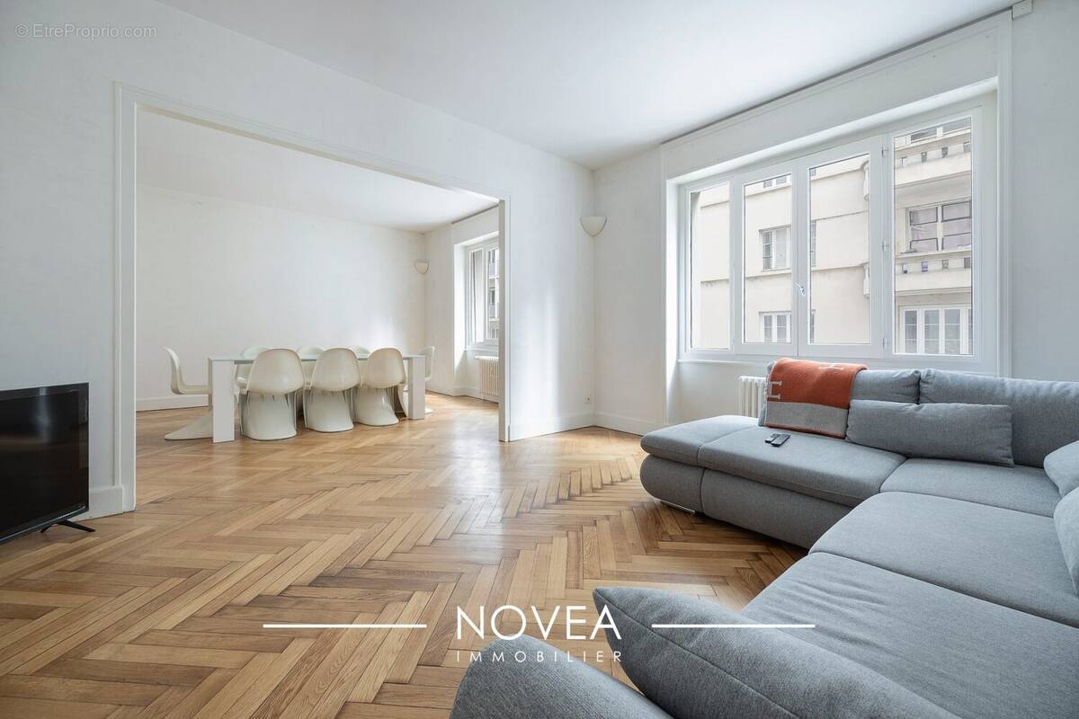 Appartement à LYON-6E