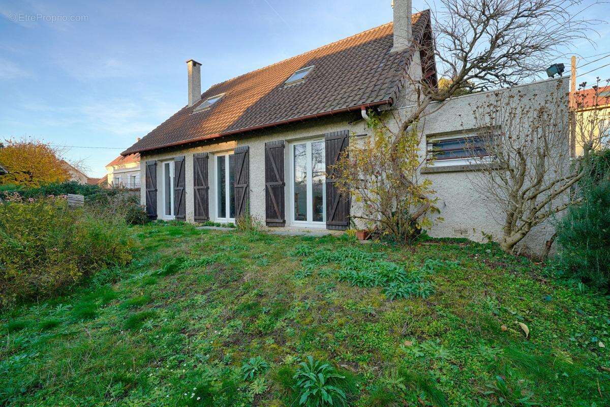 Maison à CROSNE