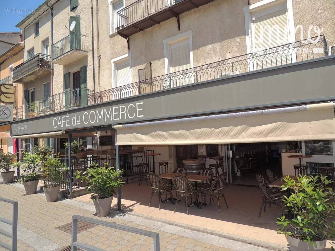 Commerce à LES VANS