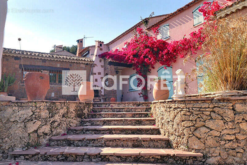 Maison à SAINT-RAPHAEL