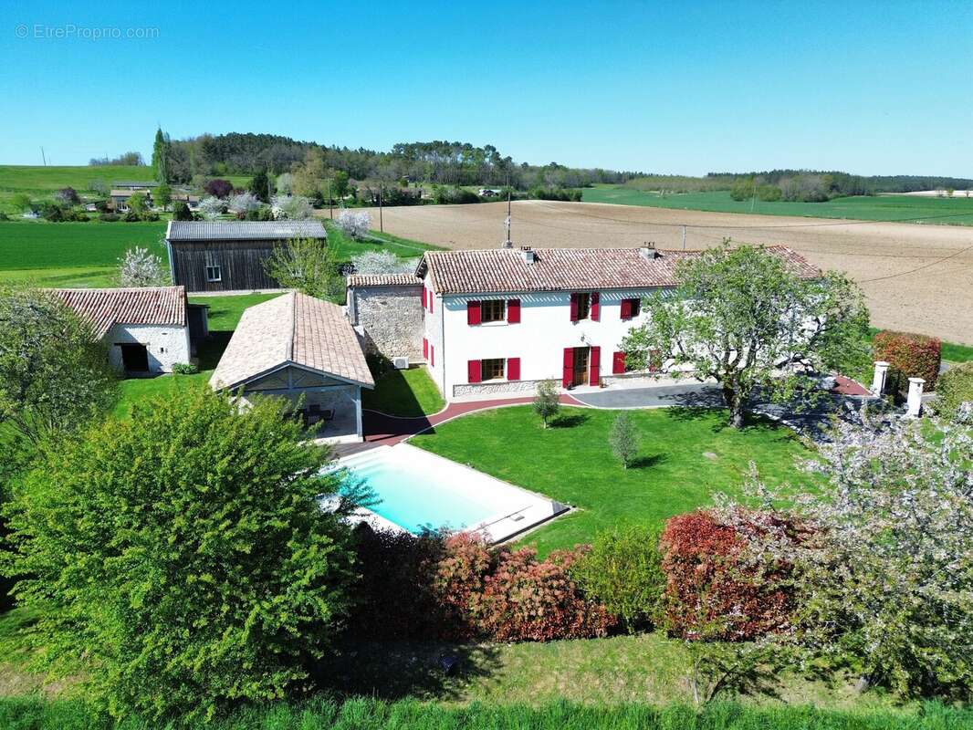 Maison à EYMET