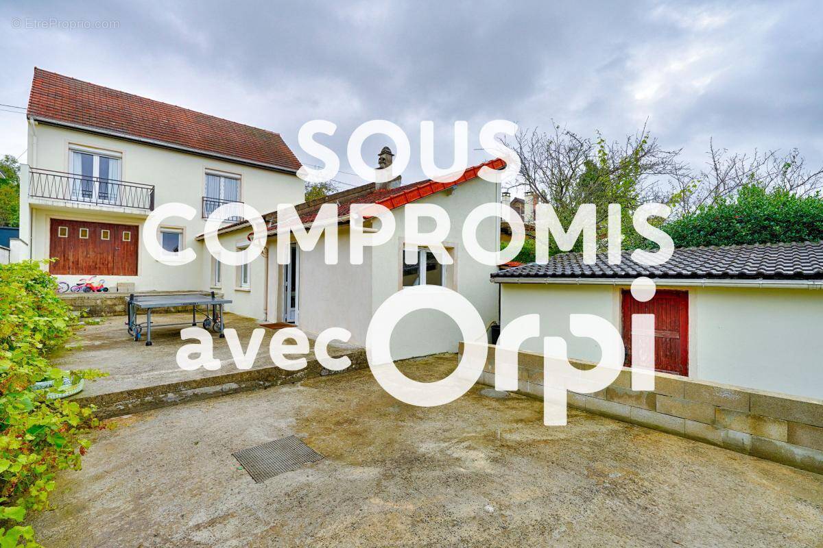 Maison à CROSNE