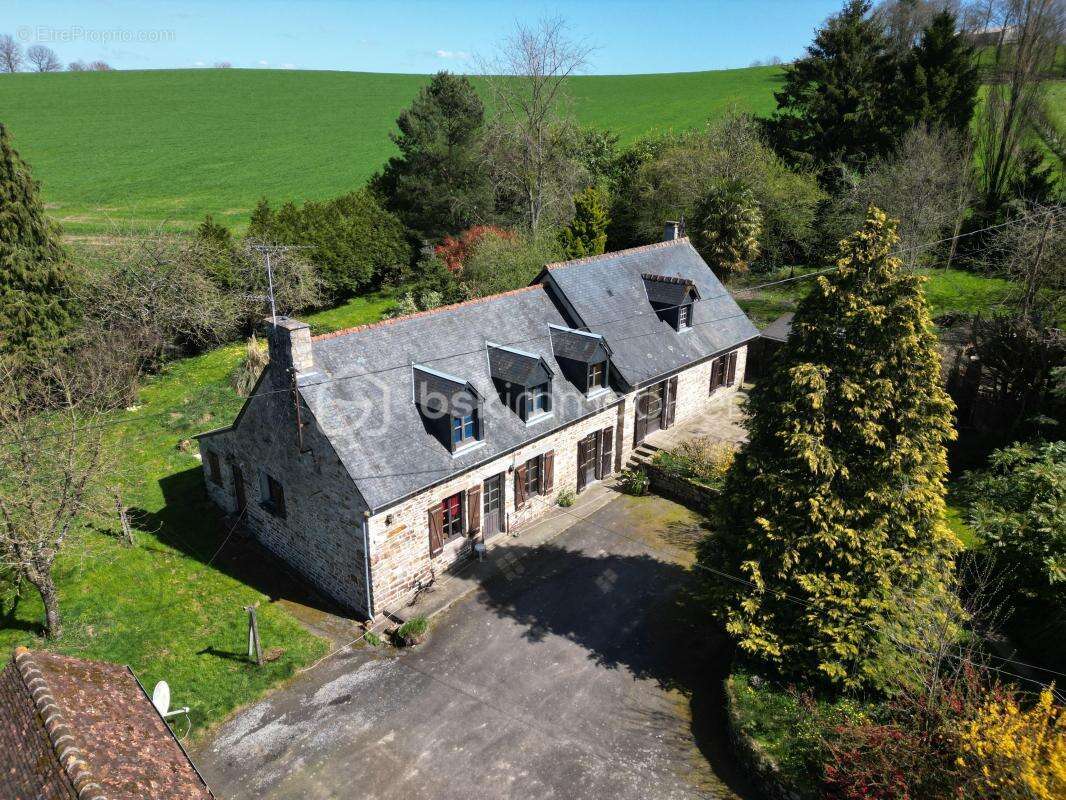 Maison à DOMFRONT