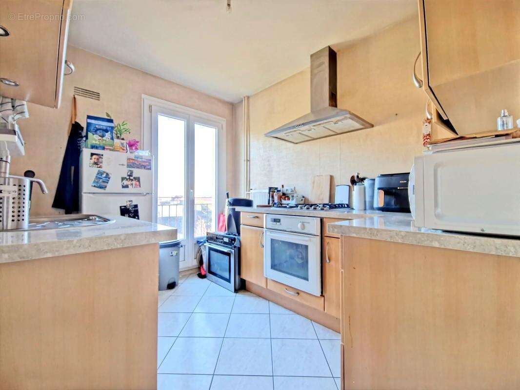 Appartement à CHENOVE