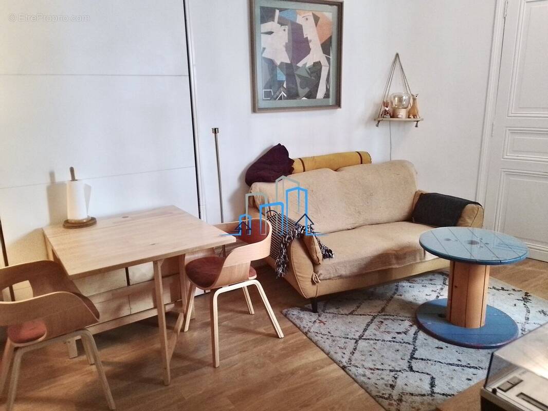 Appartement à PARIS-18E