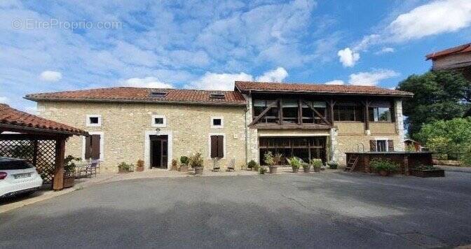 Maison à MARTRES-DE-RIVIERE