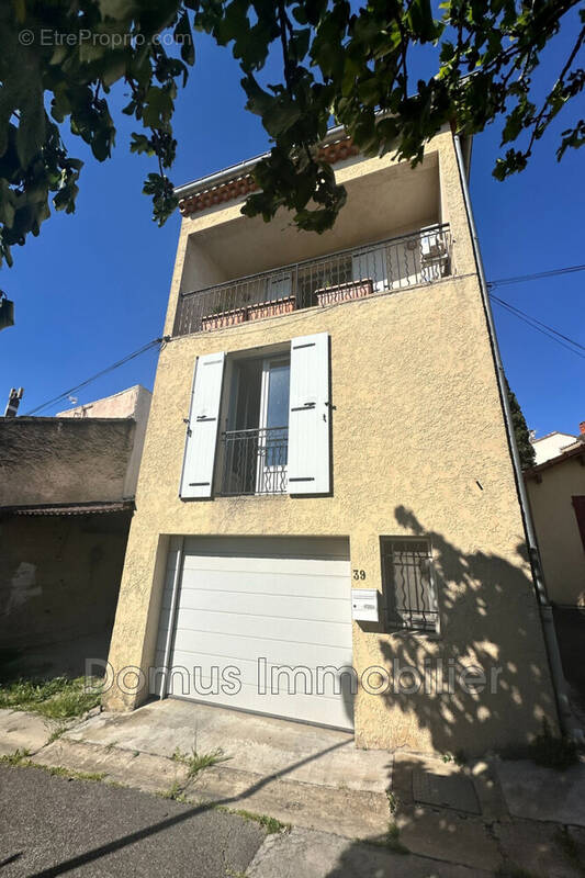 Maison à SAINT-SATURNIN-LES-AVIGNON