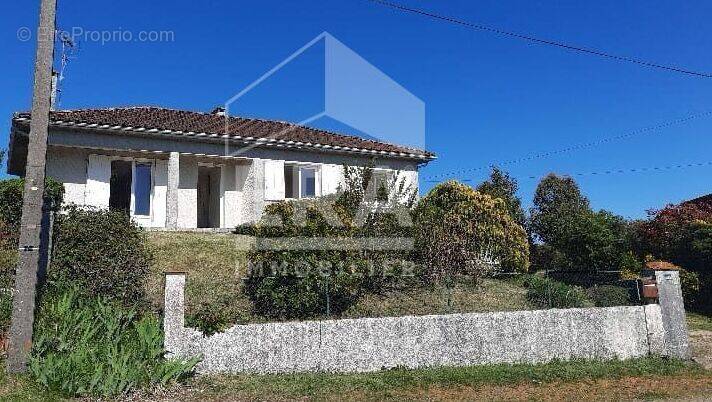 Maison à MONTPON-MENESTEROL