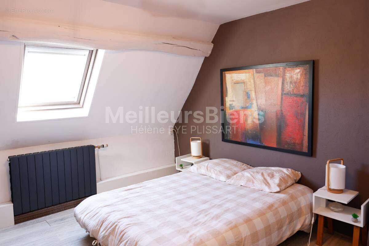 Maison à SOURS