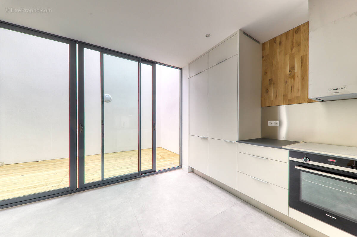 Appartement à SAINT-MAUR-DES-FOSSES