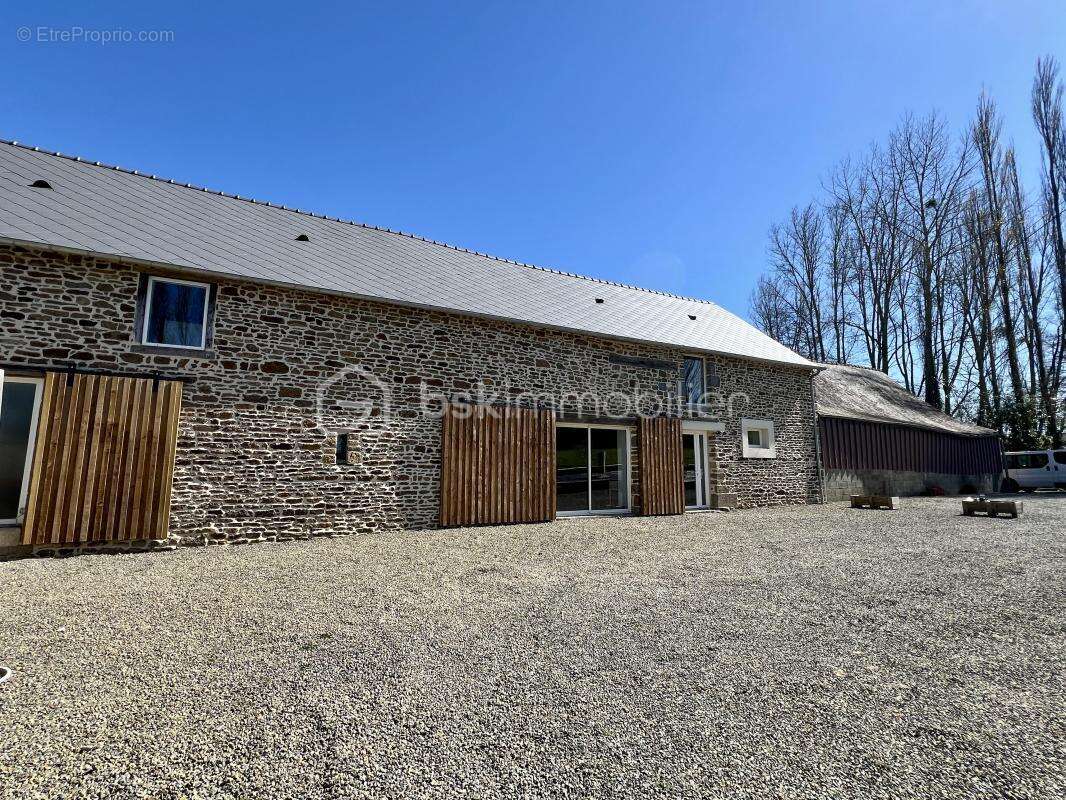 Maison à DOL-DE-BRETAGNE