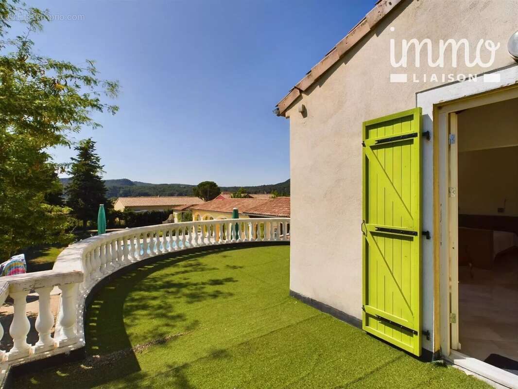Maison à VALLON-PONT-D&#039;ARC