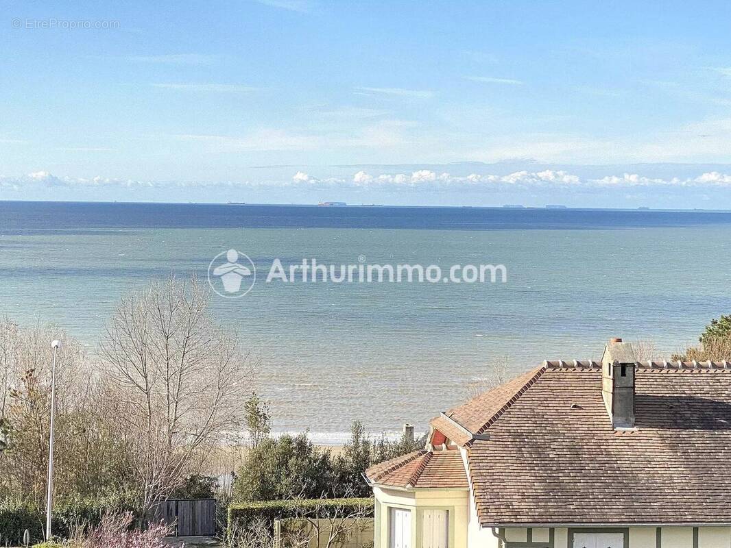 Appartement à BENERVILLE-SUR-MER