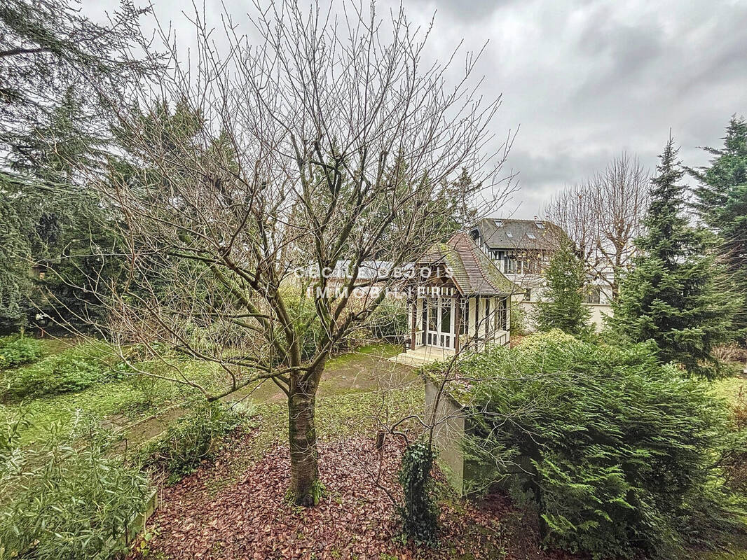 Appartement à SAINT-MAUR-DES-FOSSES