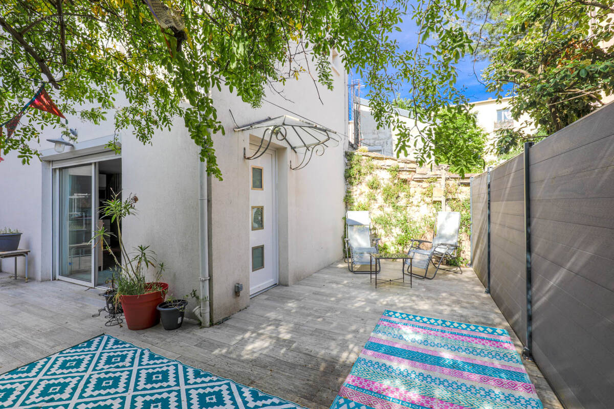 Maison à LES LILAS