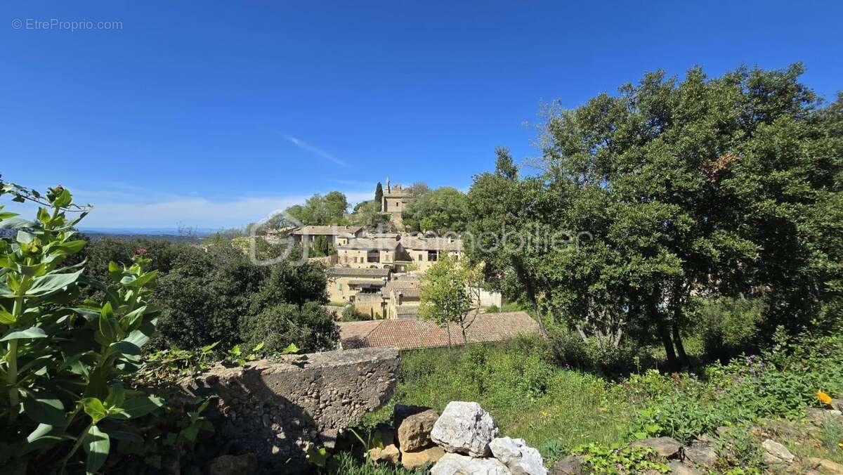 Maison à SABRAN