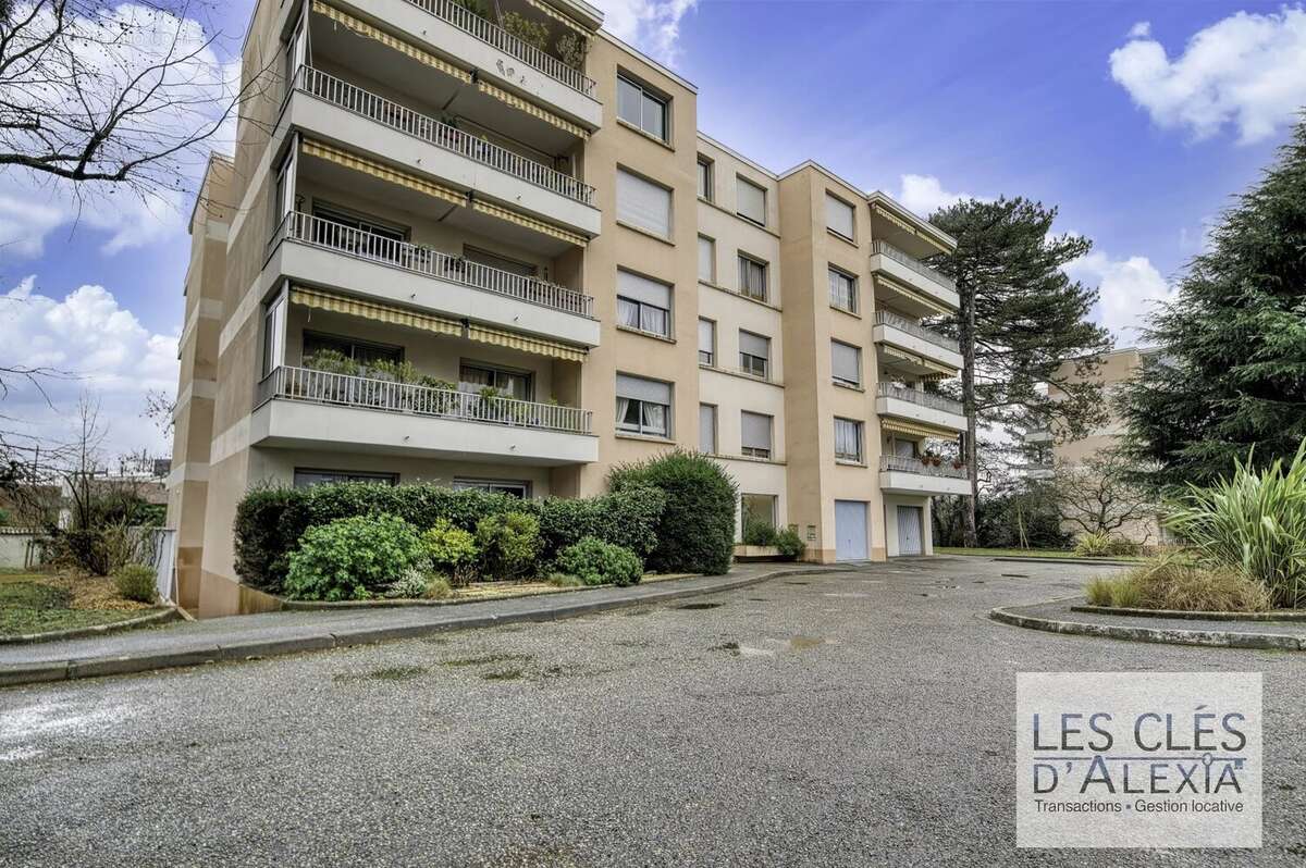 Appartement à TASSIN-LA-DEMI-LUNE