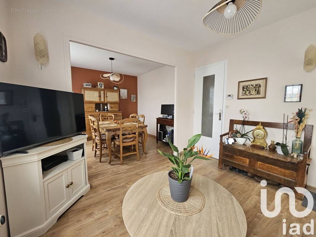 Photo 1 - Maison à VERT-EN-DROUAIS