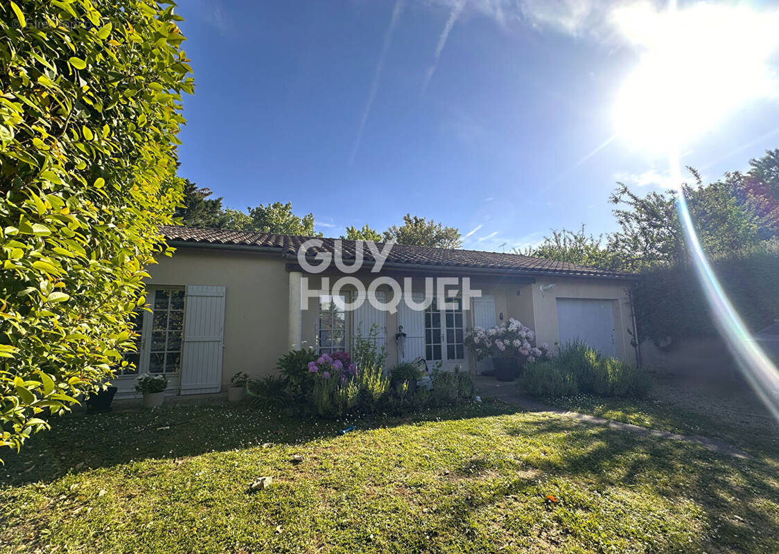 Maison à JAUNAY-CLAN