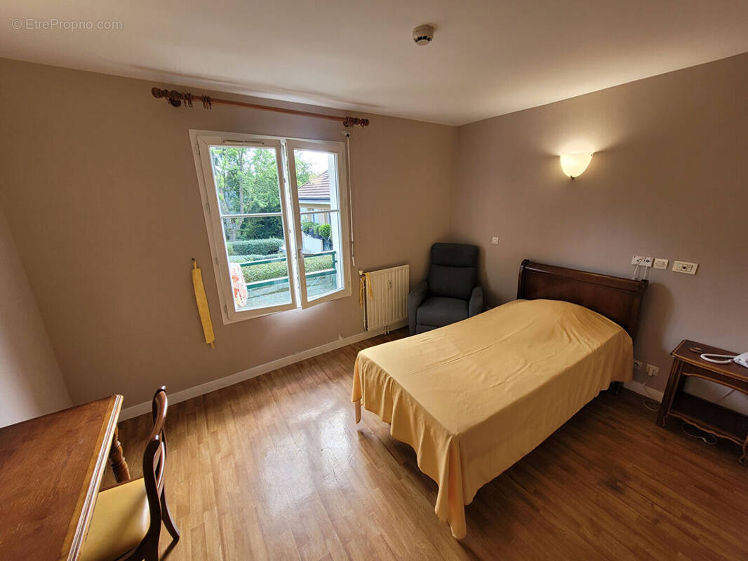 Appartement à VERRIERES-LE-BUISSON