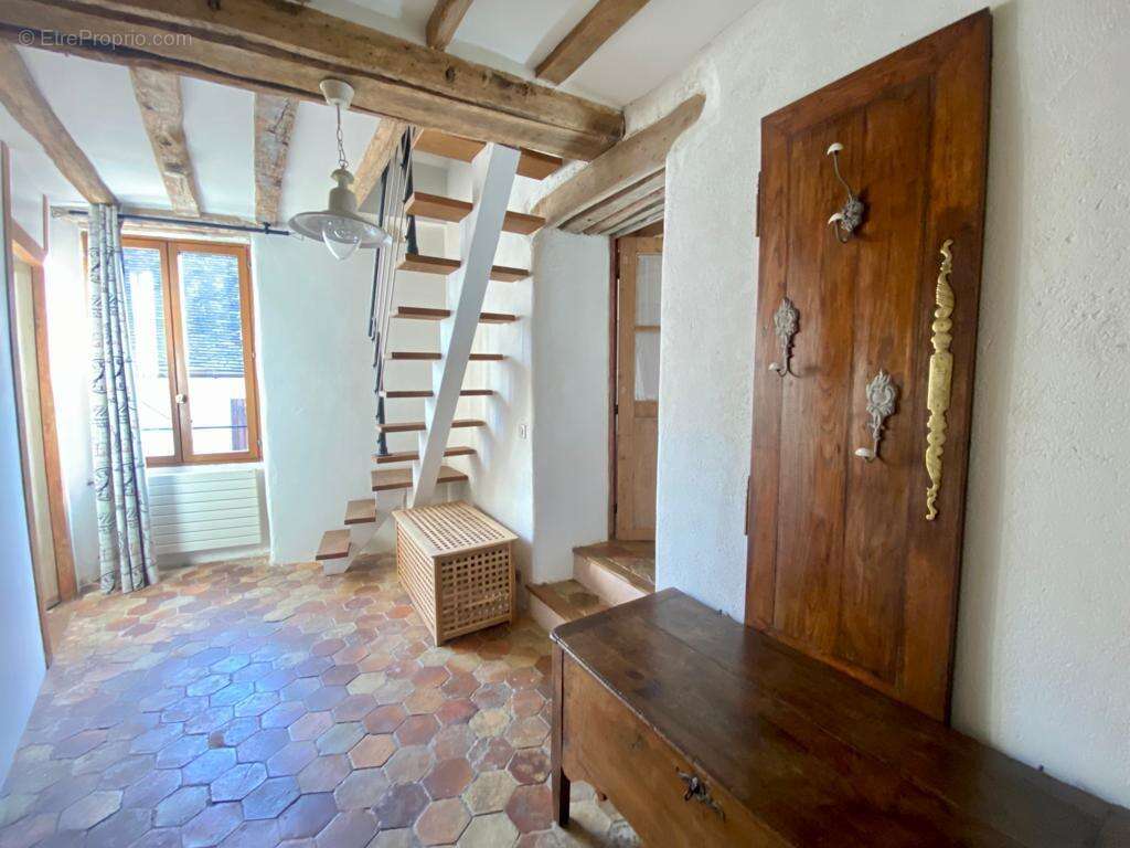 Maison à ETAMPES