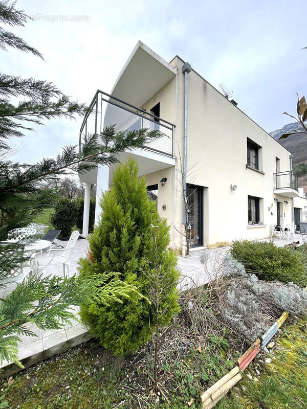 Maison à CLAIX