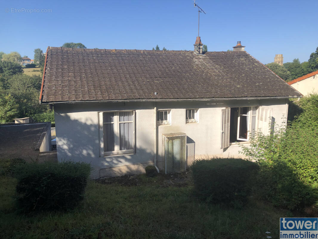 Maison à CHARROUX