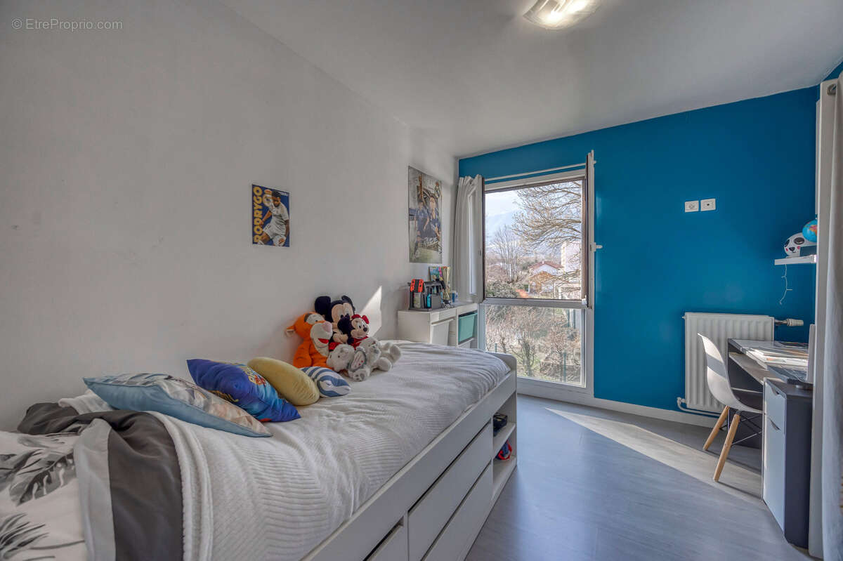 Appartement à LE PONT-DE-CLAIX