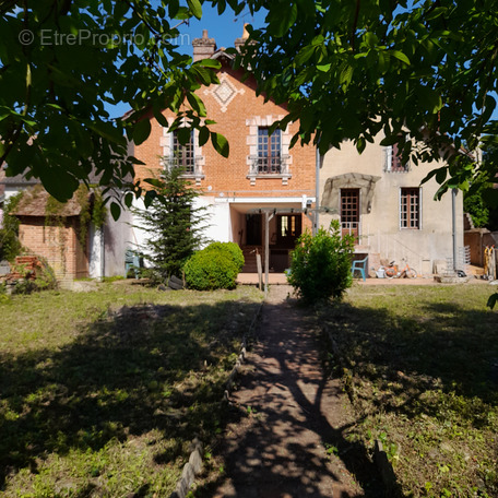 Maison à CERDON
