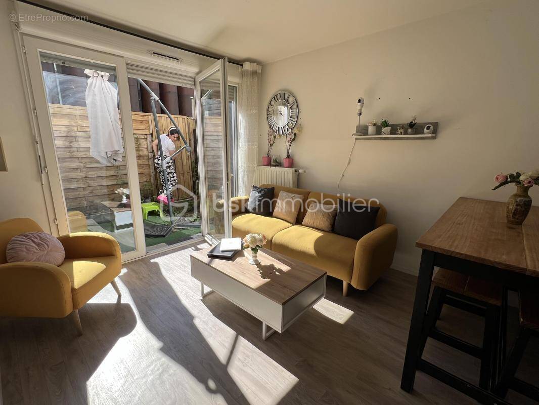 Appartement à BONNEUIL-SUR-MARNE