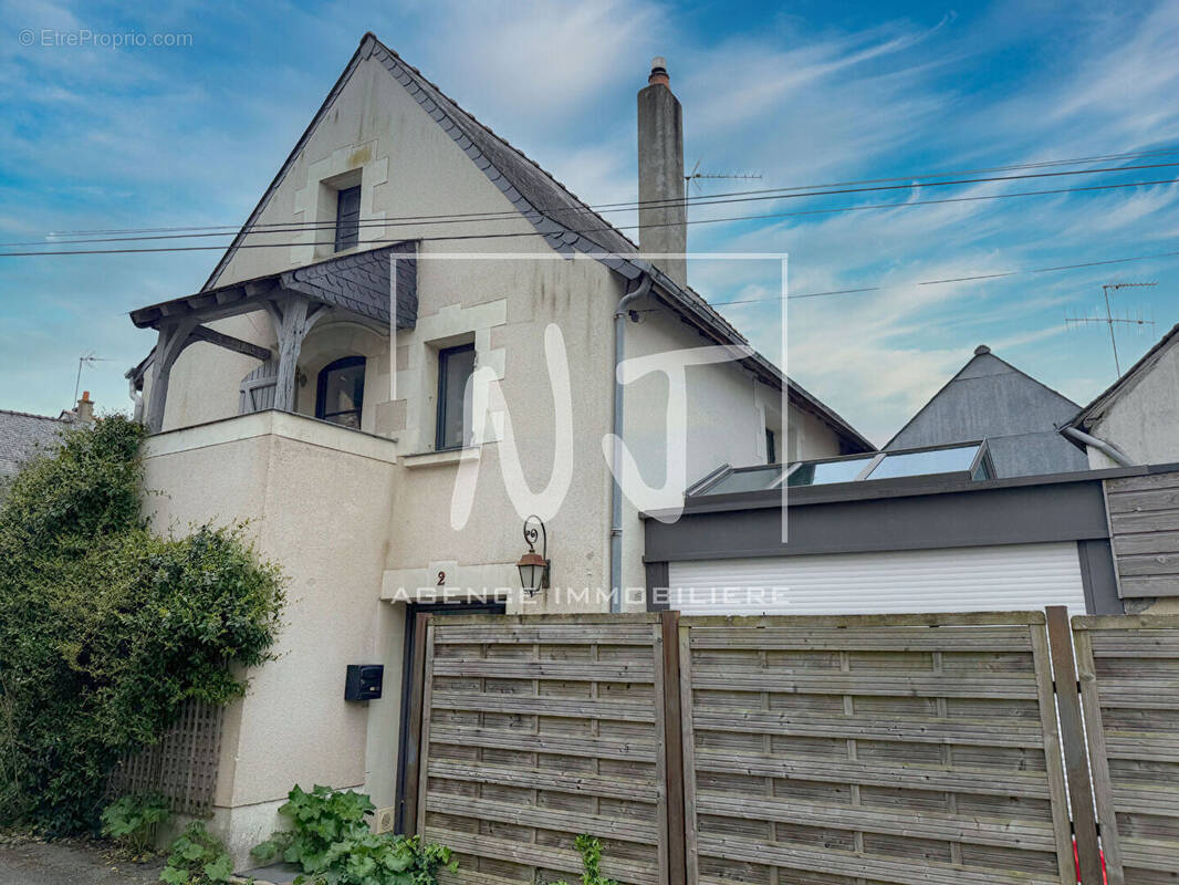 Maison à LES PONTS-DE-CE